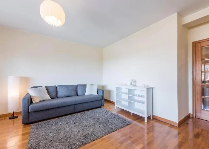 Gaia House - Com Metro à Porta E Centro Histórico Perto Apartamento