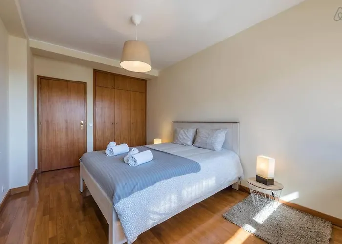 Apartamento Gaia House - Com Metro à Porta E Centro Histórico Perto *