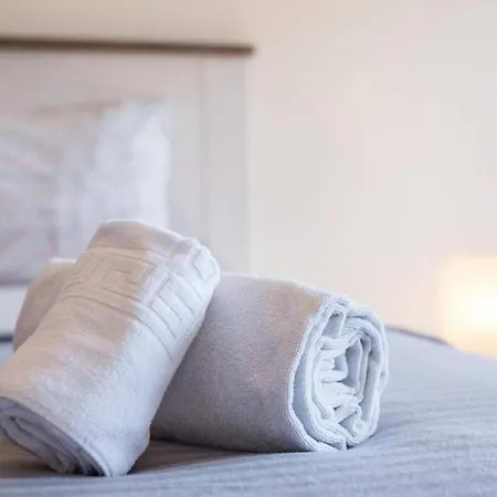 Gaia House - Com Metro A Porta E Centro Historico Perto